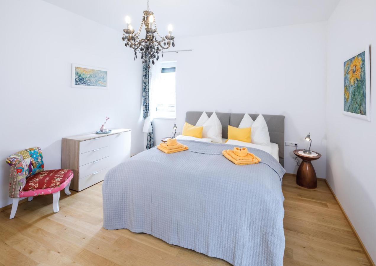 Ferienwohnung Narzisse - City Appartement Im Kurpark Бад Аусзее Экстерьер фото