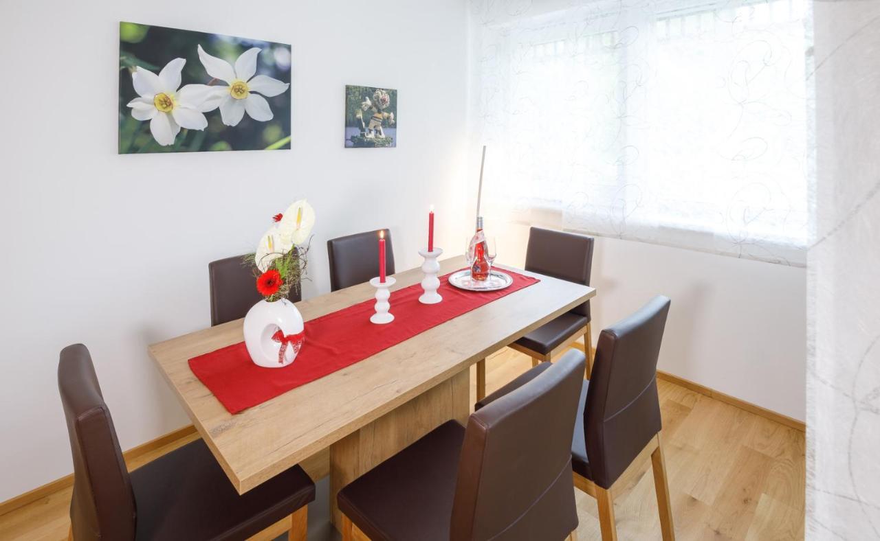 Ferienwohnung Narzisse - City Appartement Im Kurpark Бад Аусзее Экстерьер фото